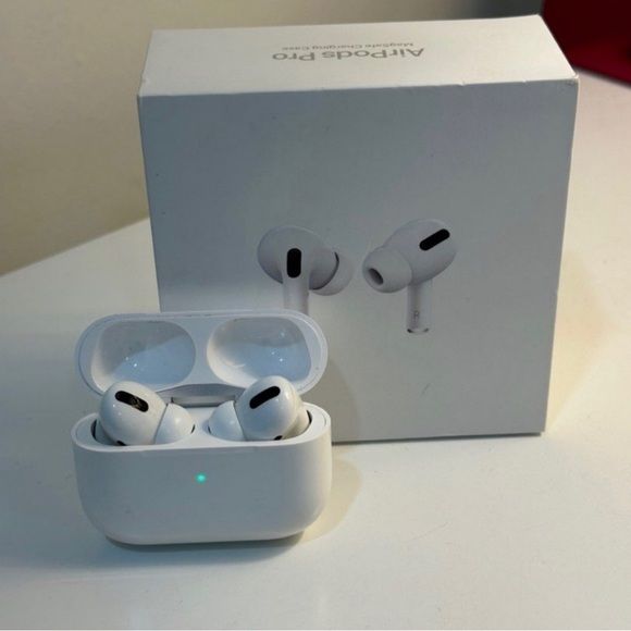 Apple AirPods Pro ( JAPAN VARRIENT 598mAh )